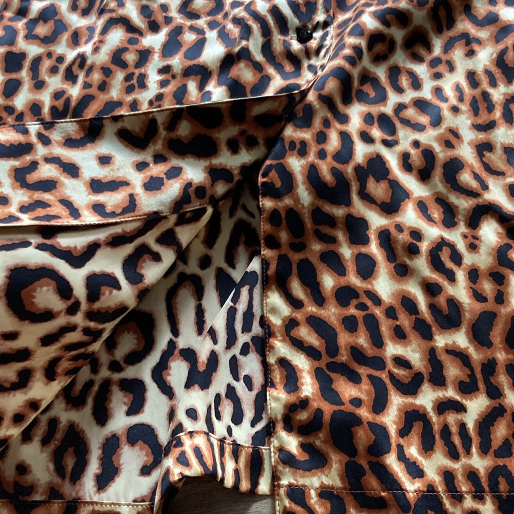 Caroline Rose leopard print 100% silk tunic. Size L - Picture 8 of 11